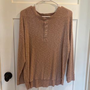 beige american eagle long sleeve